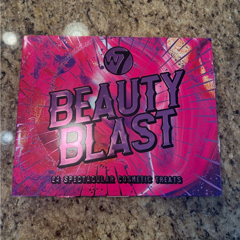 NEW Beauty Blast Makeup Set Advent Calendar